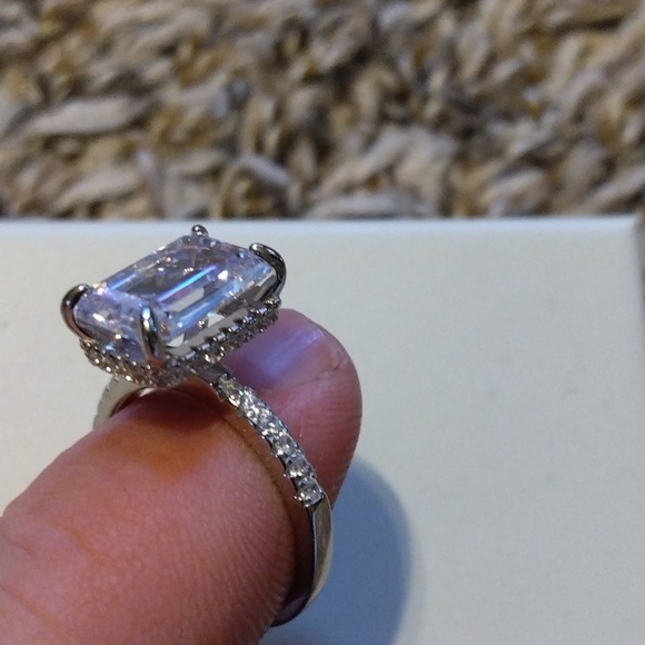 Jzora Rings - Picture 5 of 6